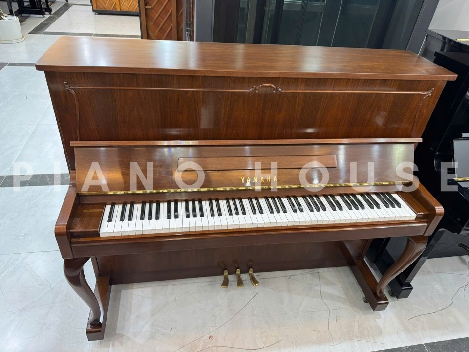 Hình ảnh chi tiết YAMAHA U10 WnC góc chụp 2